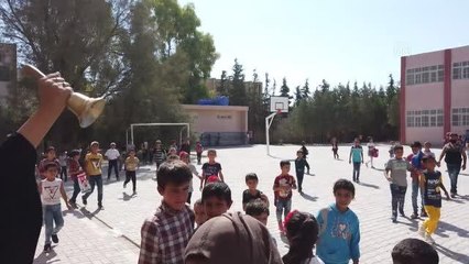 TEL ABYAD - Suriye'de Barış Pınarı Harekatı bölgesinde yaklaşık 48 bin öğrenci ders başı yaptı