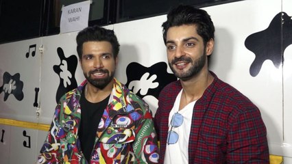 Bigg Boss Ott:  Karan Wahi और Rithvik ने set पर ली धमाकेदार एंट्री  | FilmiBeat