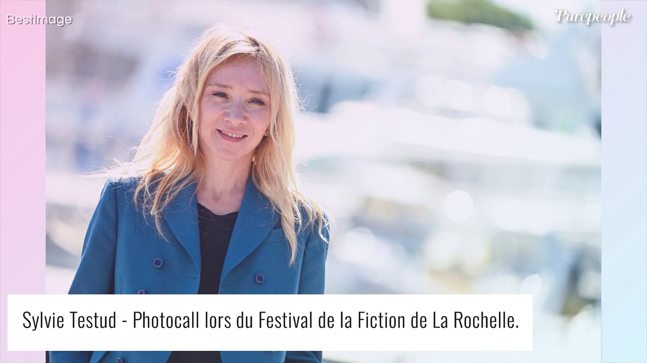 Michaël Youn et Sylvie Testud complices avec Romane Jolly, pour défendre "Fugueuse"