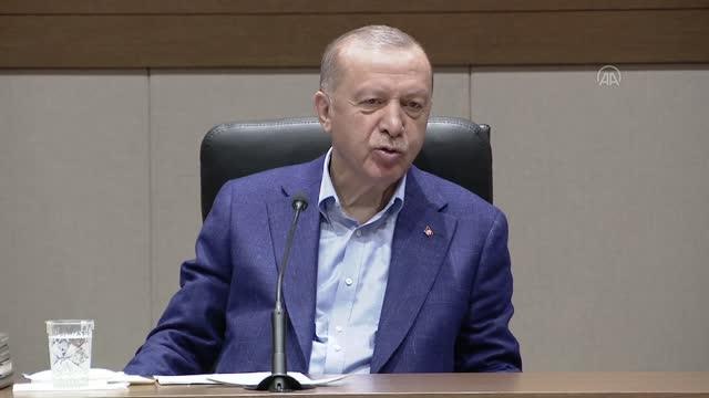 Son dakika haberleri! Cumhurbaşkanı Erdoğan: Zincir marketlerdeki fiyat farklılıklarının üzerine gitmek suretiyle buralardaki ciddi fiyat farklılıklarını da süratle...