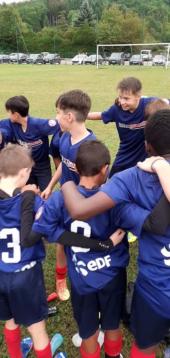 Joie victoire U14 face à La Salanque