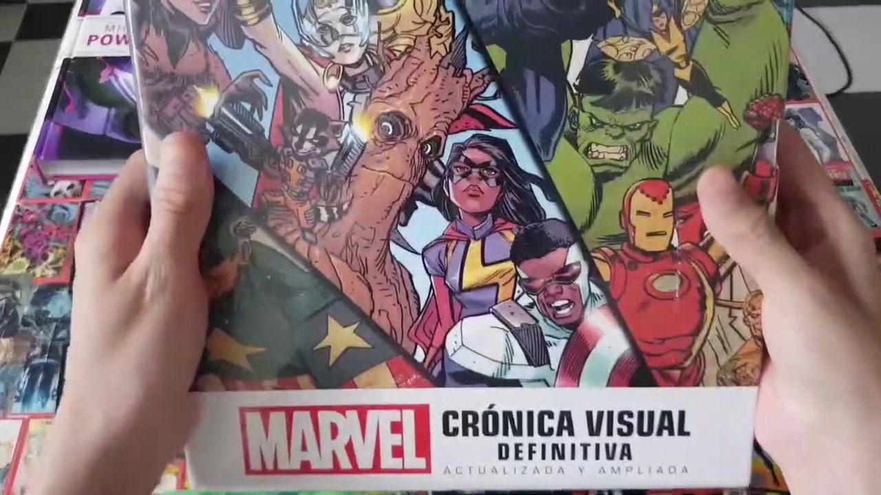 Marvel: Crónica Visual Definitiva (2019) Overview