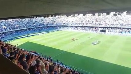 Atronador aplauso en el Heliodoro antes del Tenerife Mirandés en apoyo de La Palma