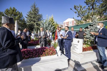 Son dakika haberleri! Gaziler ve şehit ailelerinden Cebeci Askeri Şehitliği'ne ziyaret