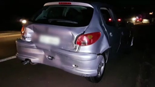 Veículos se envolvem em colisão traseira na BR-277