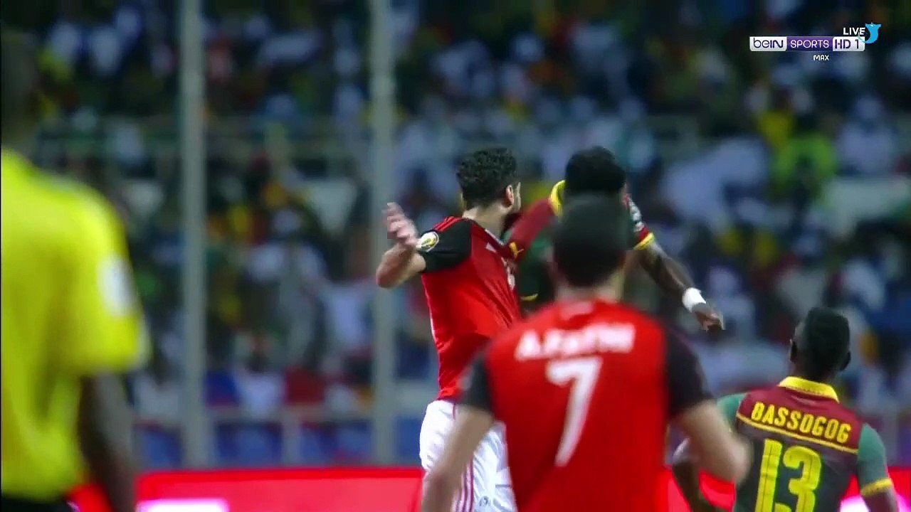 الشوط الاول من مباراة | مصر و الكاميرون 2/1 نها...