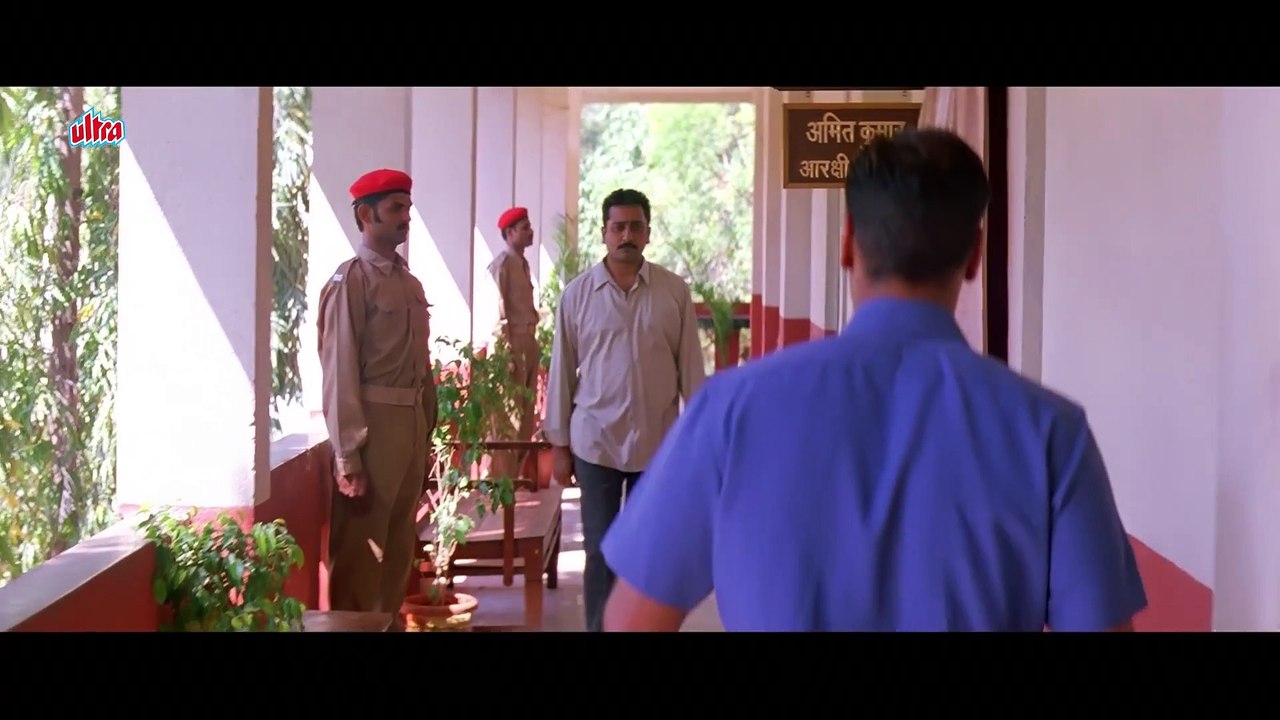 गंगाजल _ अजय देवगन ने पकड़ा शातिर अपराधी - गंगाजल ज़बरदस्त सीन