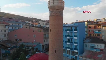 8 ASIRLIK ULU CAMİ'Yİ 60 BİN KİŞİ ZİYARET ETTİ