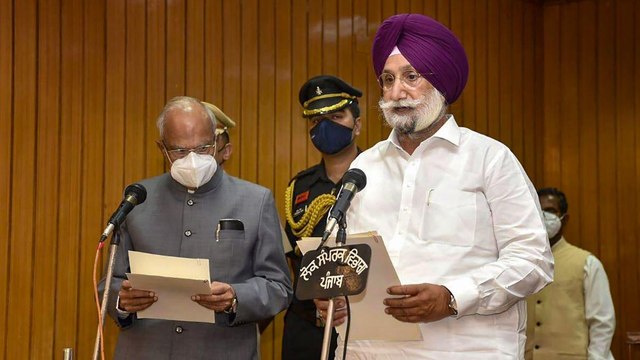 Who all ministers took oath with Punjab CM Channi?