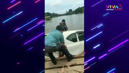 Ironis! 1 Keluarga Tenggelam dalam Mobil, 3 Orang Tewas