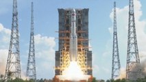China lanza con éxito nave con materiales y víveres para su estación espacial