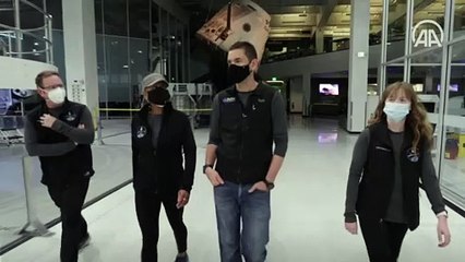 Dünya yörüngesine çıkan ilk turistler yeryüzüne döndü