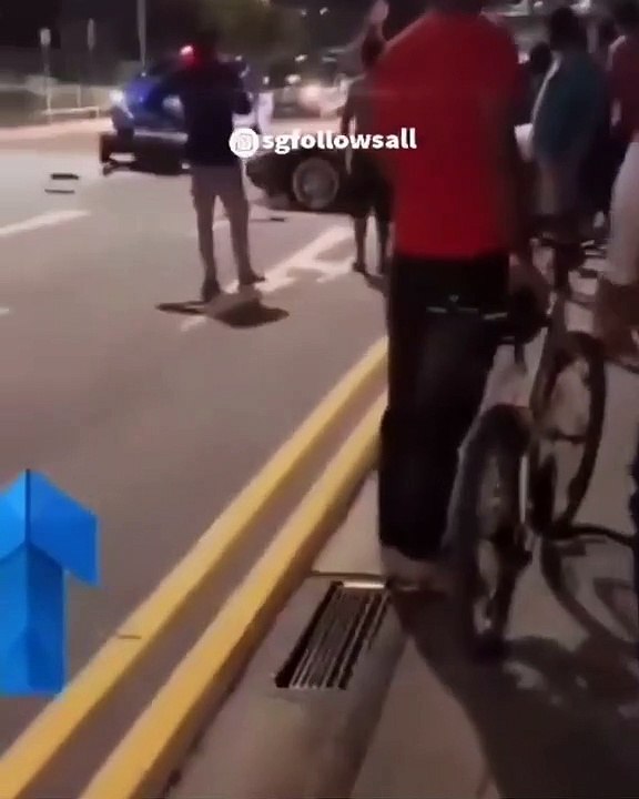 Convertible in Singapore involved in accident at Geylang and a man can be seen on the floor