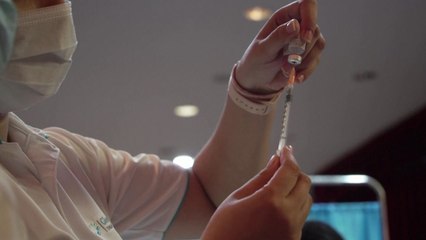 접종 완료 80% 싱가포르, 연일 천 명대 확진...국내도 미접종자 577만 명 '뇌관' / YTN