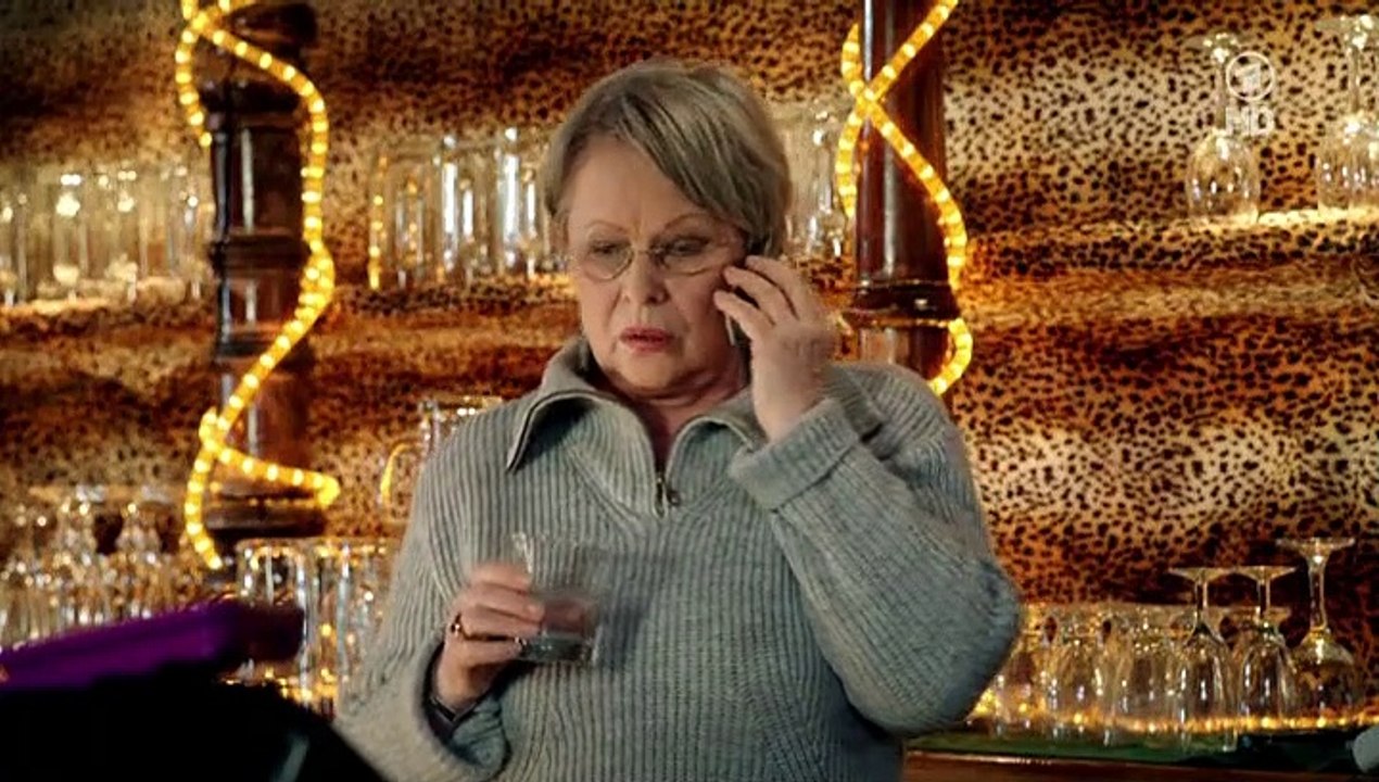 Alles Klara (15) - Tod in Lilliput - Staffel 1 Folge 15