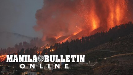 Volcano erupts on Spain's Canary Islands