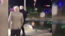 Kılıçdaroğlu, düğün salonuna girerken görüntü alan kameraman havuza düştü