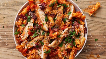 Chicken Parmesan Pasta Is A One-Pot Wonder