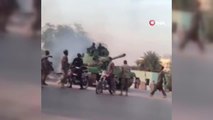 Sudan devlet televizyonu, başkent Hartum'da bir grup askerin 