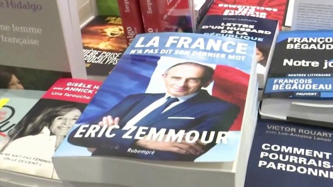 Une librairie trouve un moyen d'aider les migrants en vendant le livre d'eric zemmour