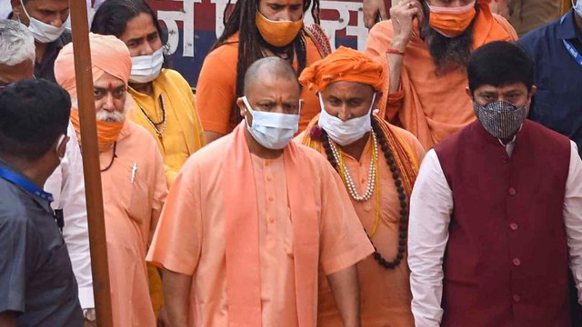 Yogi govt strict in Mahant Giri death case, investigation on