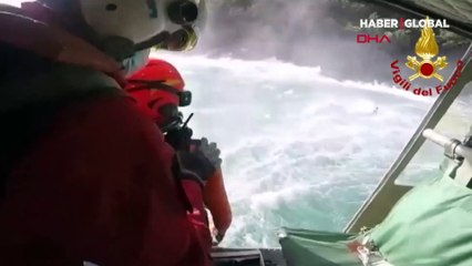 Akıntıya kapılan genç anbean böyle kurtarıldı