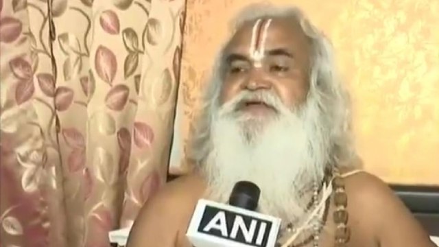 Here's what Ramvilas Vedanti said about death of Mahant Giri