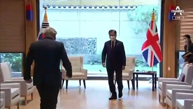 이번 주말부터 영국 보유 백신 100만 회분 국내 도입