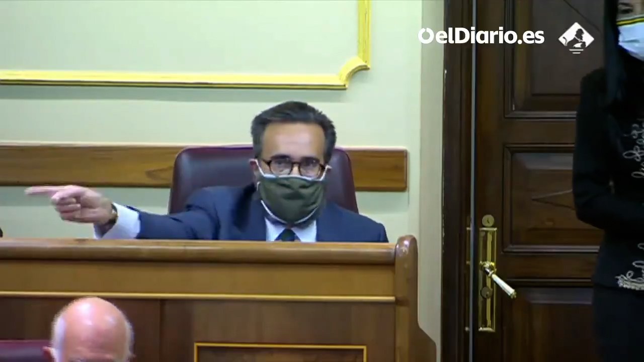 Un diputado de Vox llama "bruja" a una del PSOE en el Pleno del Congreso y se niega a abandonar el hemiciclo tras ser expulsado