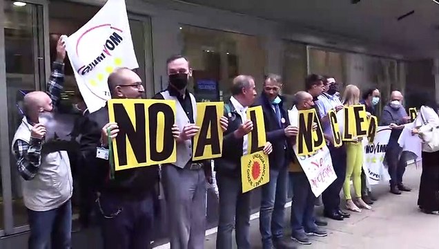 Nucleare, protesta 5 Stelle contro centrale in Lombardia: Se Cingolani segue Salvini si schianta