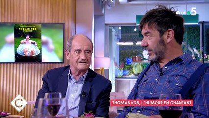L'humoriste Thomas VDB était l'invité de "C à Vous" sur France 5.