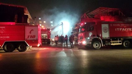 Son dakika haberi... Hurdalıkta çıkan yangın korkuttu