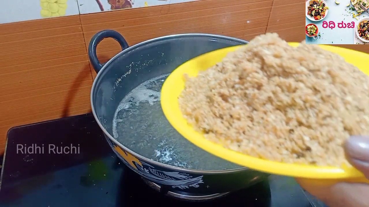 How To Make Easy Bread Halwaa / ಸುಲಭವಾದ ಬ್ರೆಡ್ ಹಲ್ವಾ ಮಾಡುವುಡ್ಡು ಹೇಗೆ / Ridhi Ruchi
