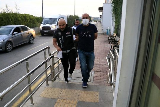 Son dakika haber... Adana'da sahte çeklerle 37 milyon 845 bin TL vurgun yapan çeteye operasyon