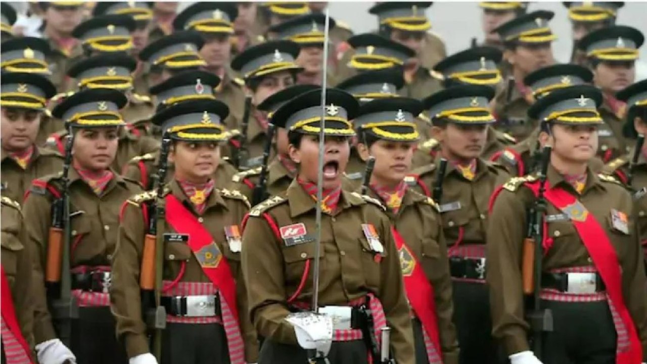 SC orders govt to allow women for Nov NDA exam