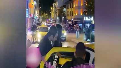 Derin Talu kameraları görünce kucak kucağa kaçtı