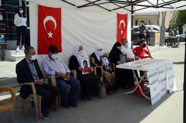 MUŞ'TA HDP ÖNÜNDE EYLEM YAPAN AİLE SAYISI 10'A YÜKSELDİ