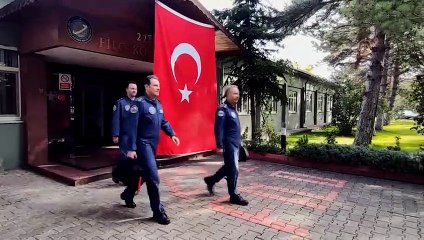 Türkiye ve Azerbaycan uçakları İstanbul semalarında