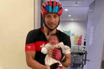 قدم على متن دراجته لإجراء عملية ولادة