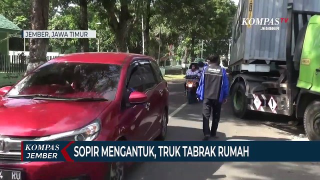 Braak! Sopir Mengantuk, Truk Tabrak Rumah dan Warung