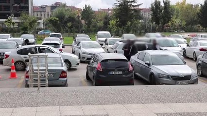 "Kahve içme" bahanesiyle evlerden hırsızlık yapan 3 şüpheli yakalandı