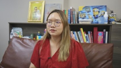 Detienen a la estudiante que pidió la reforma de la monarquía de Tailandia