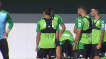 Último entrenamiento del Betis antes de viajar a Pamplona