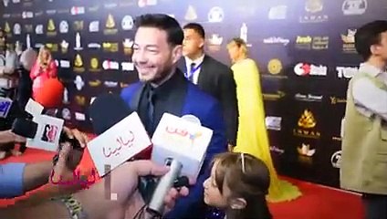 أحمد زاهر  احنا في زمن بنحب نصدق الوحش على طول