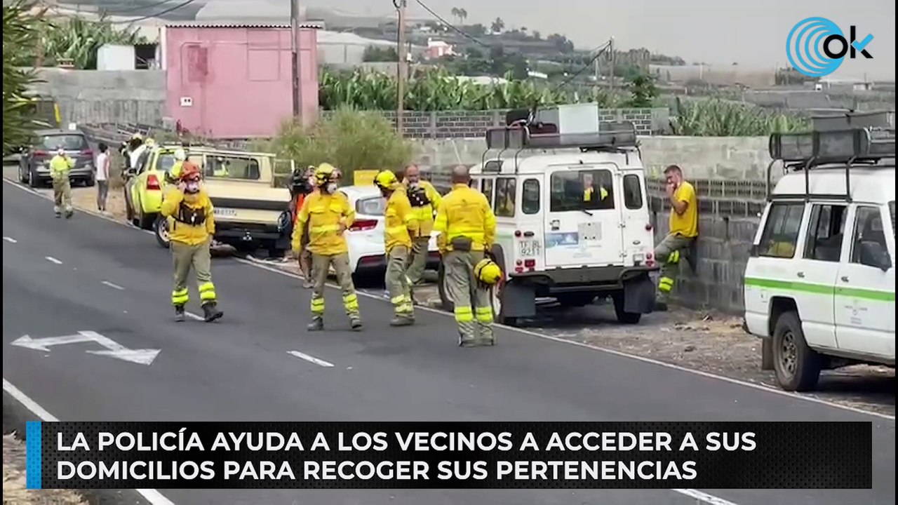 La Policía ayuda a los vecinos a acceder a sus  domicilios para recoger sus pertenencias
