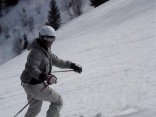 les enfants font du ski