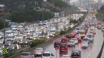 İstanbul’da yağmur trafiği! Yüzde 71’i geçti