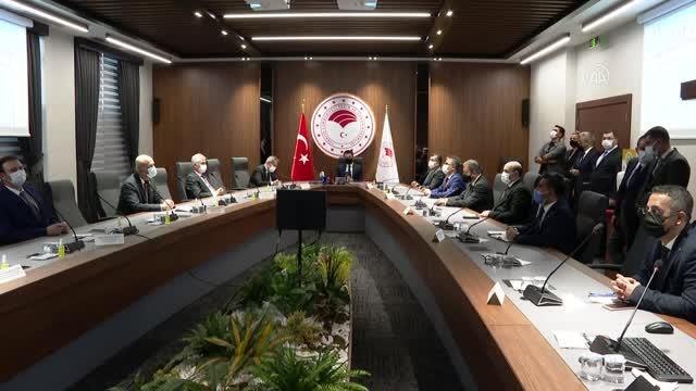 Pakdemirli: Tarımda geleceğin ARGE, inovasyon ve teknoloji olduğunu çok iyi biliyoruz
