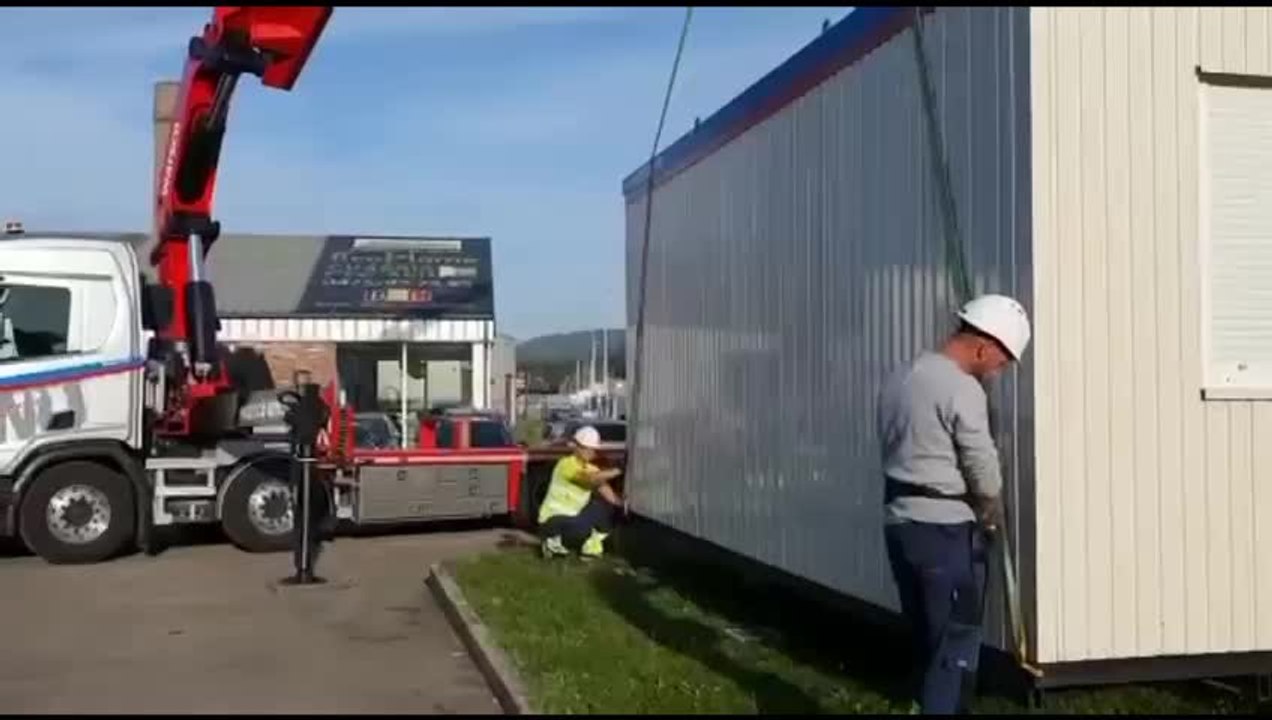 Constructions modulaires pour les victimes des inondations