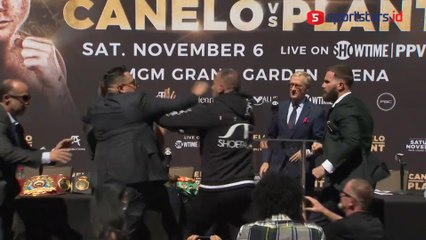Saul Canelo dan Caleb Plant Adu Jotos di Konferensi Pers